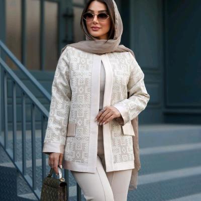 مانتو مجلسی کرپ مدل ژاکارد سوزن دوزی مزونی