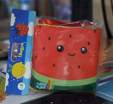 کتاب پارچه ای کوچک میوه ها ماه کوچولو