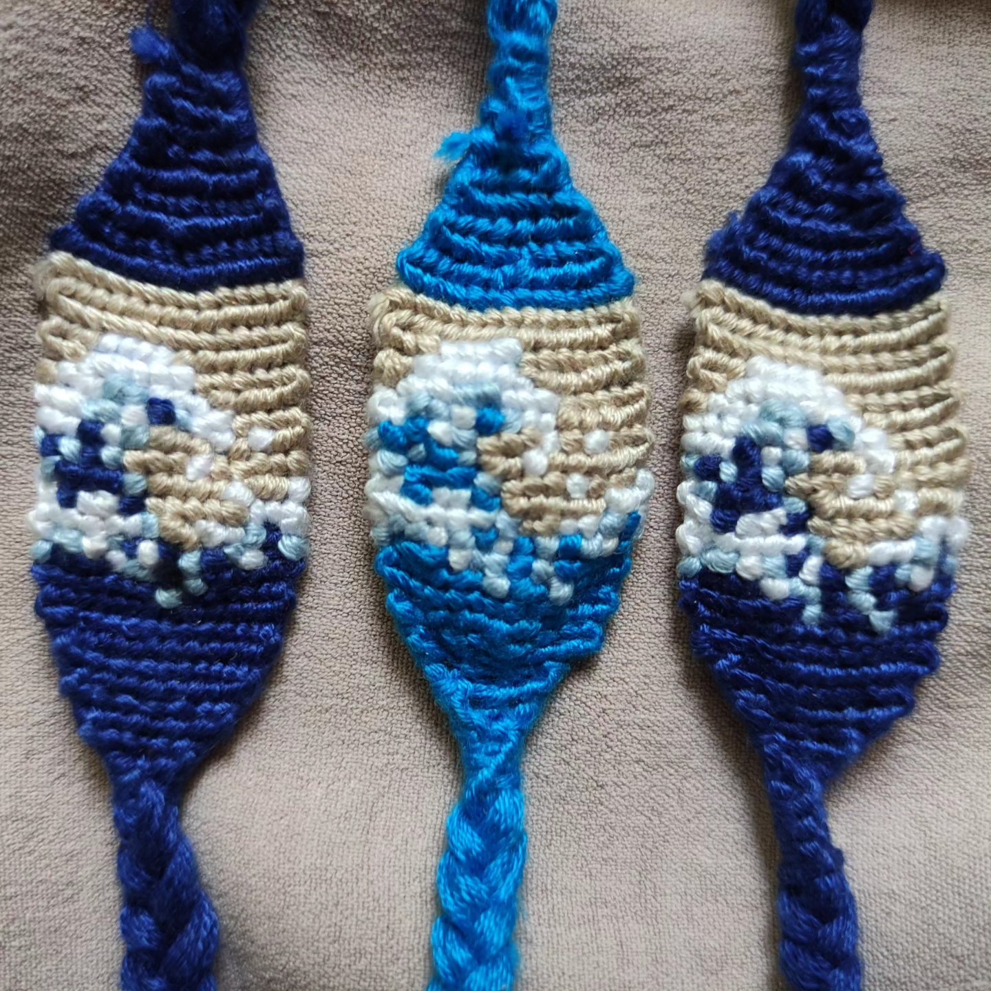 دستبند طرح موج      