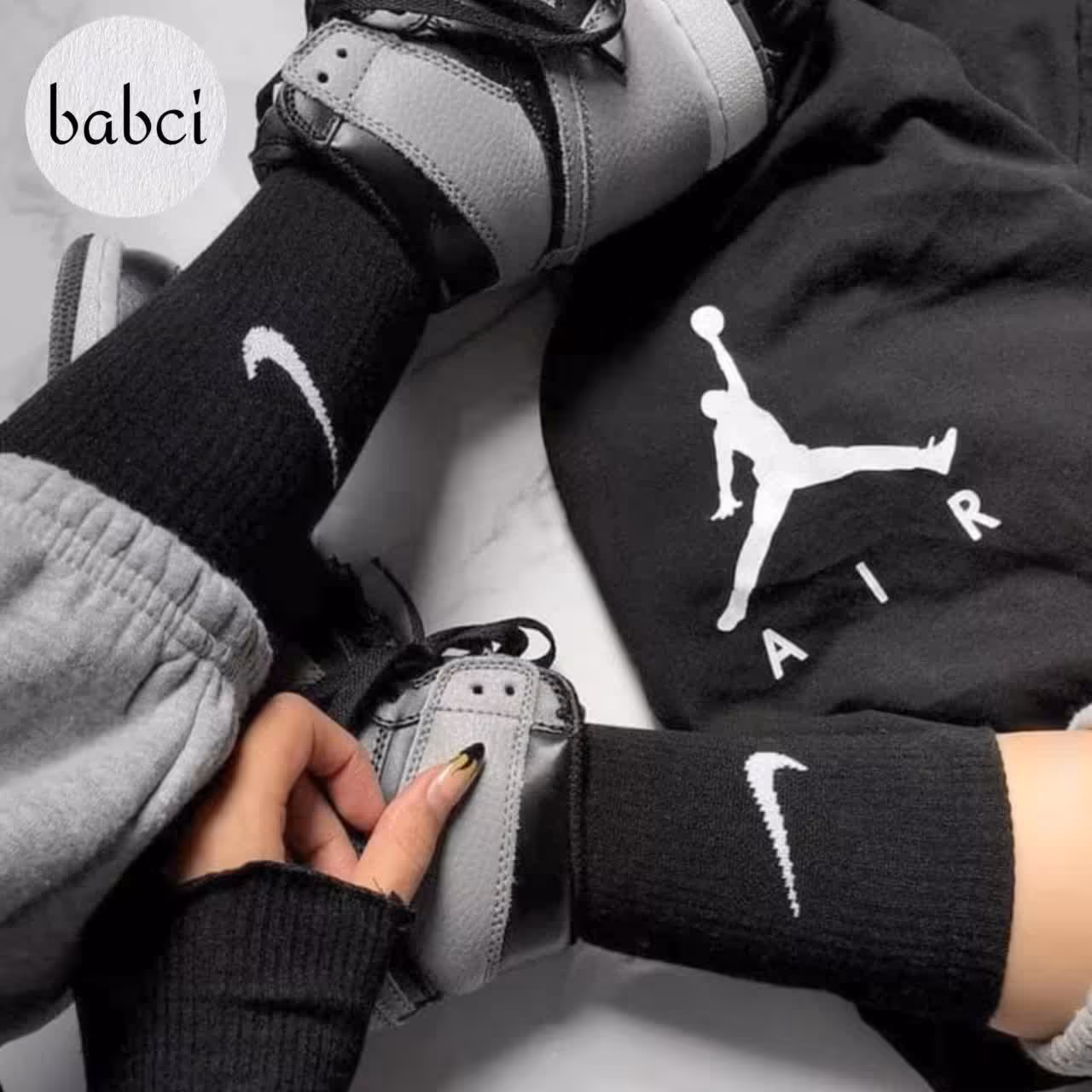 جوراب ساق بلند نایک در رنگ بندی متنوع