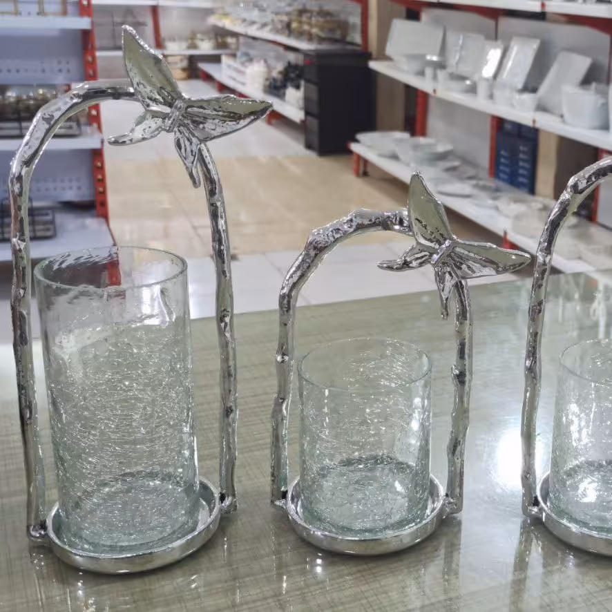 شمعدان و وسایل پذیرایی