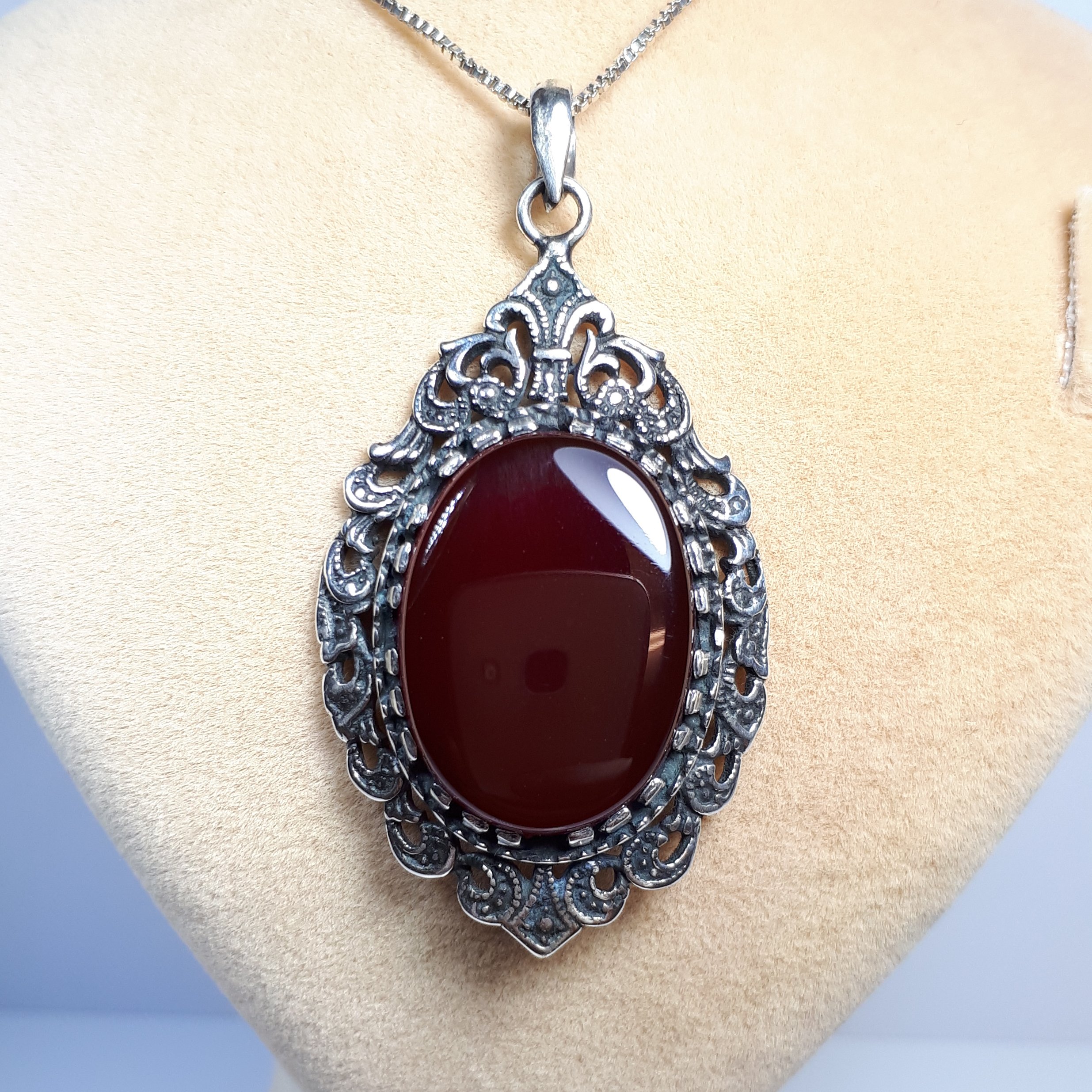 گردنبند عقیق کبدی خراسان