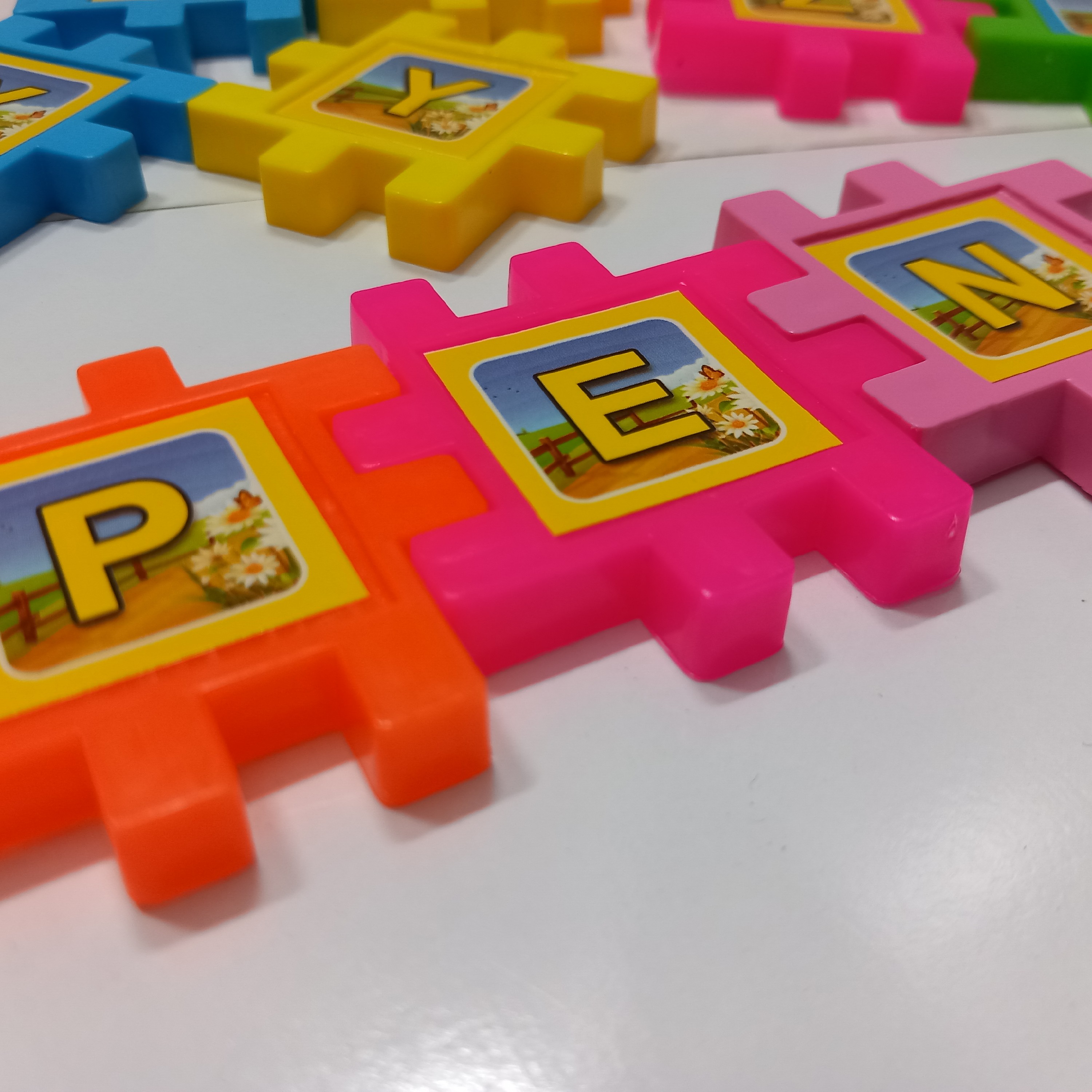 پازل الفبای انگلیسی جورچین 