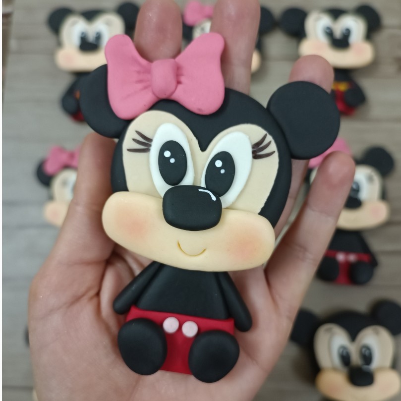 تاپر فوندانتی مینی موس  ویژه تزئین کیک و دسر  و کاپ کیک .ارتفاع 10سانت 