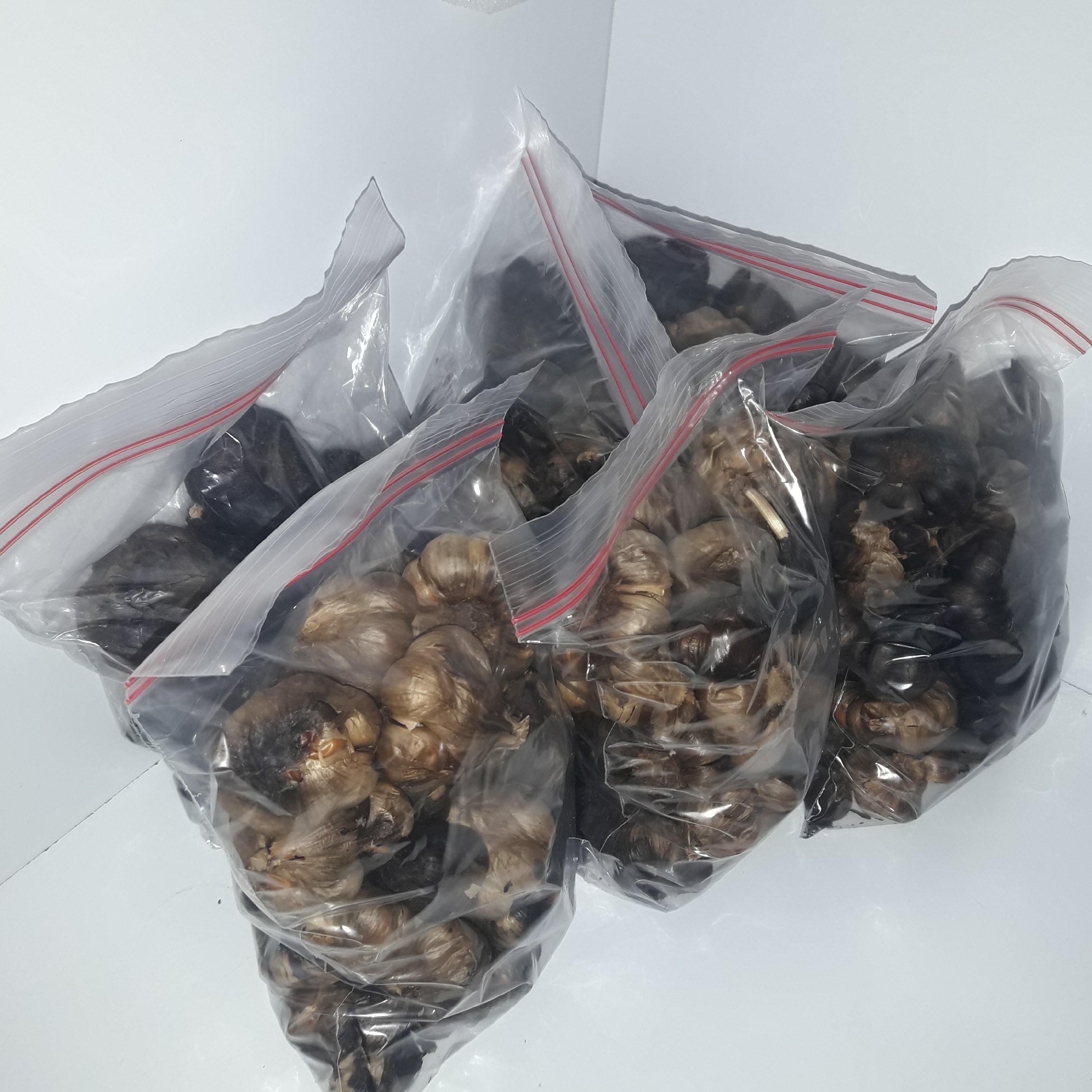 سیر سیاه - بسته 500 گرمی