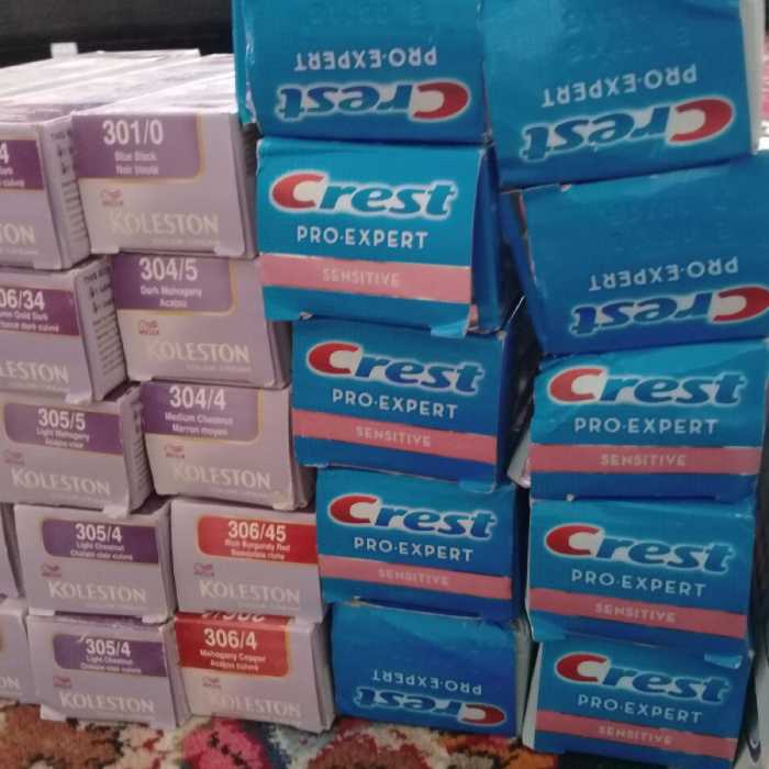 240 عدد محصول آرایشی بهداشتی بدون تاریخ ب ارزش 8 میلیون تومن فقط 5میلیون