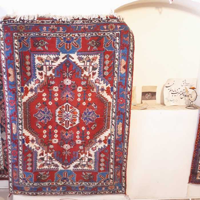 قالیچه دستبافت، نقشه آفتابی (پس کرایه)