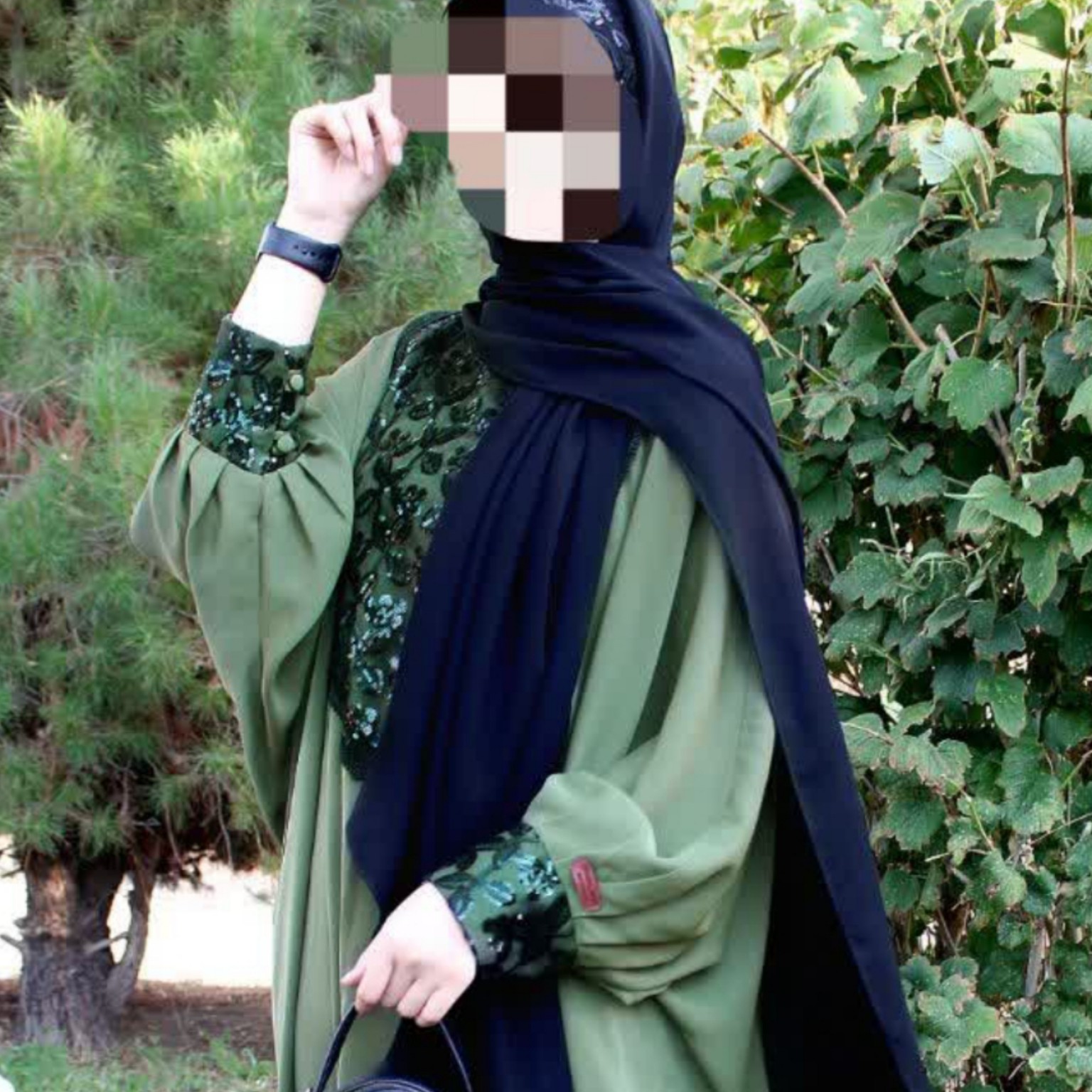 مانتو عبا مدل حلما باوپارچه کرپ الیزه وخرج کار اعلا