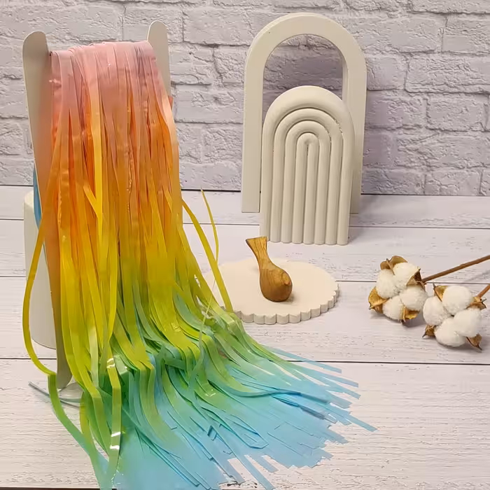 پرده متالایزر رنگین کمانی ارتفاع 2متر در عرض حدود یک متر