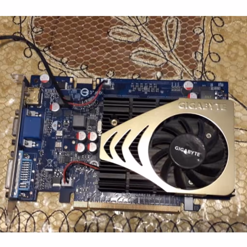 کارت گرافیک یک گیگ 1g 128 bit