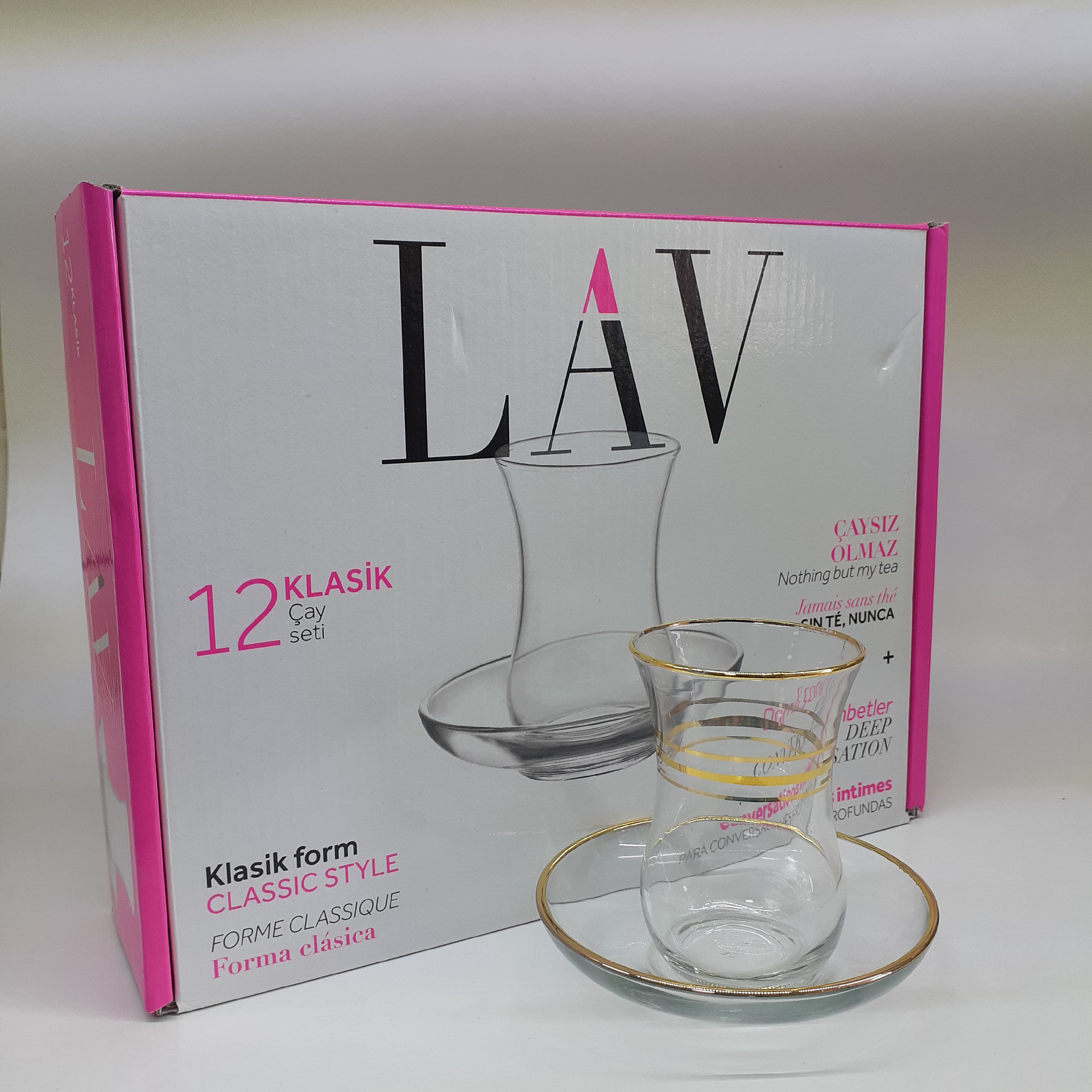 سرویس استکان کمرباریک با نعلبکی دور طلا برند لاو ساخت کشور ترکیه شامل 6 عدد استکان و 6 عدد نعلبکی 