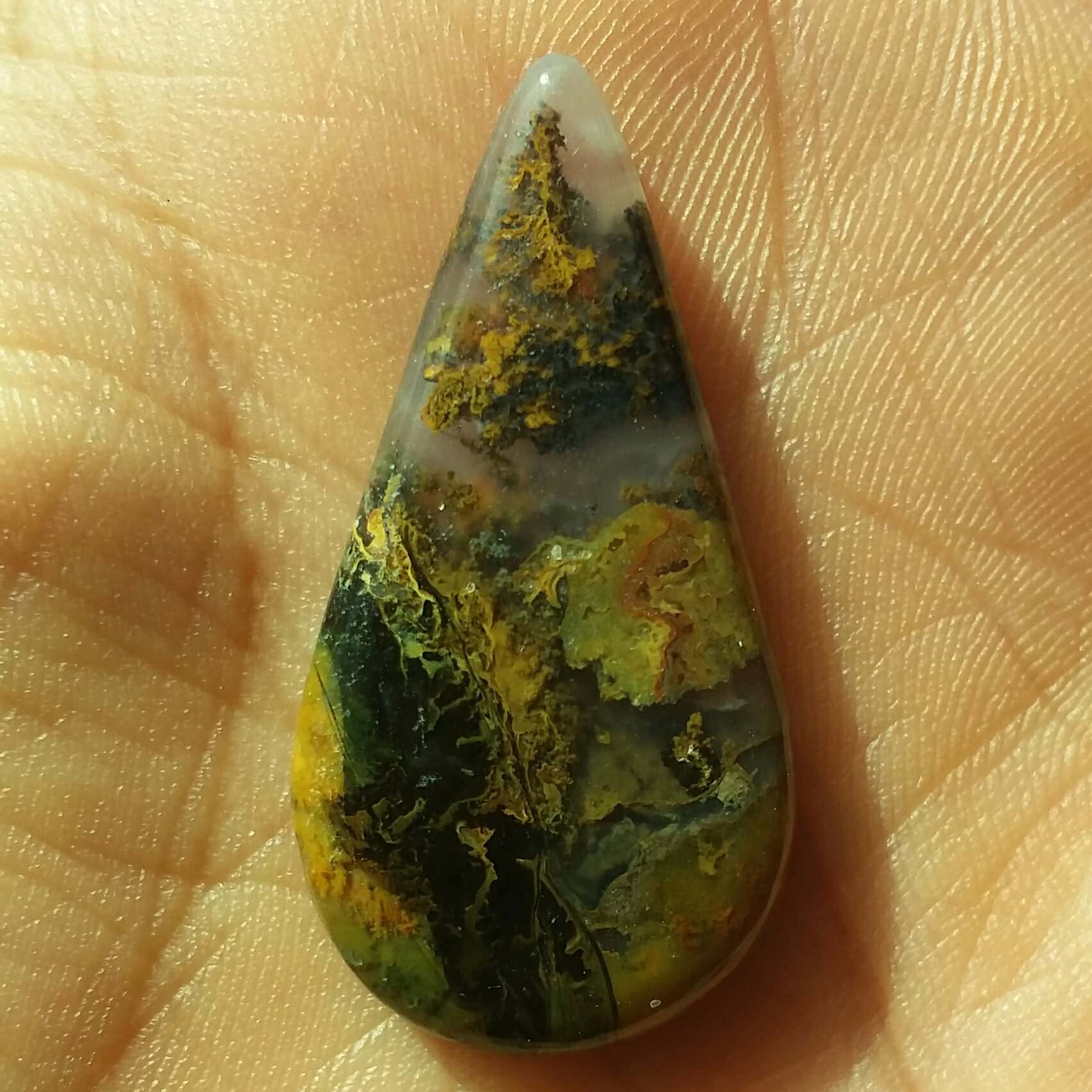 نگین عقیق منظره تراش فانتزی پولیش آیینه ای صد در صد طبیعی شاهکار خلقت