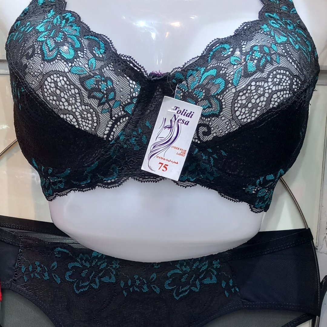 شورت وسوتین ست در چهار رنگ وپنج شماره 70و75و80و85و90فنر دار