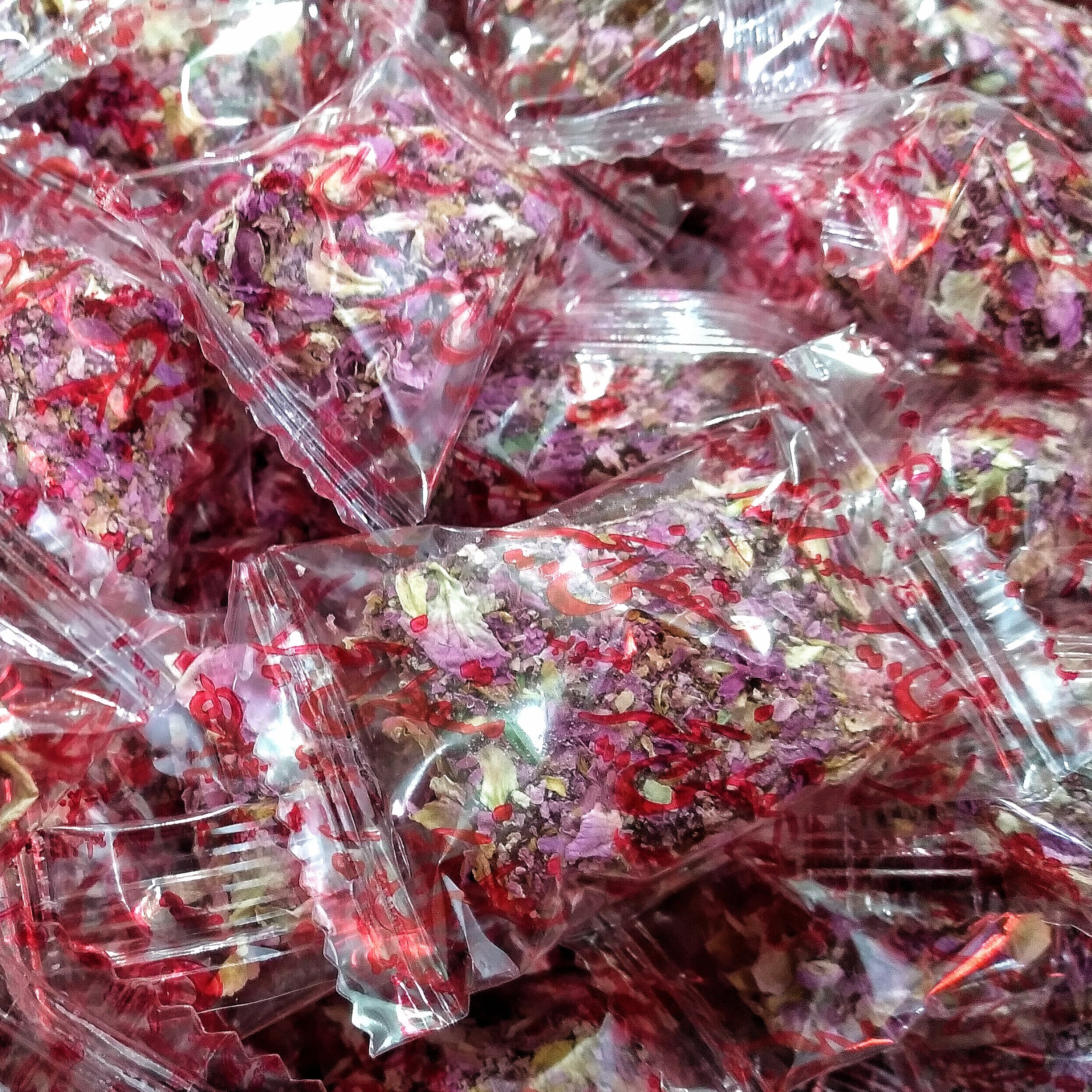 مسقطی انجیر گل محمدی تازه(250گرمی) باسلق باسلوق نرمک