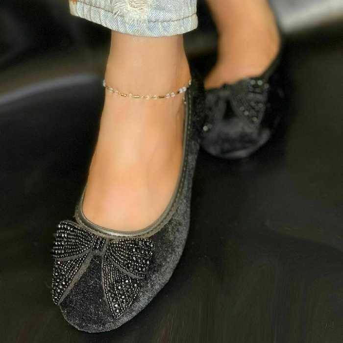 بابت پاپیونی زنانه و دخترانه ونس کفش پاپوش روفرشی رو فرشی شیک مجلسی نگین دار نگیندار مرواریدی نگینی راحتی مشکی 