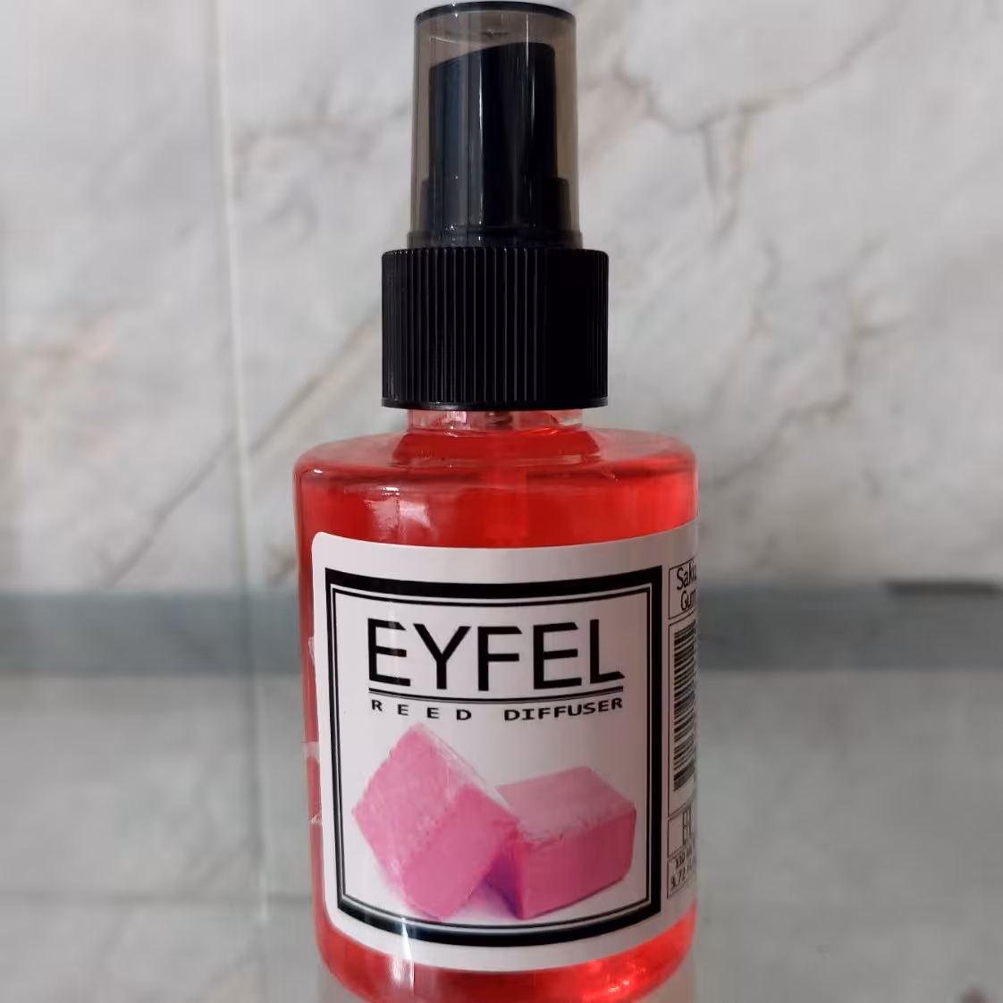 اسپری خوشبوکننده هوای  اصلی   ساخت ترکیه با رایحه ادامس (110 میل )