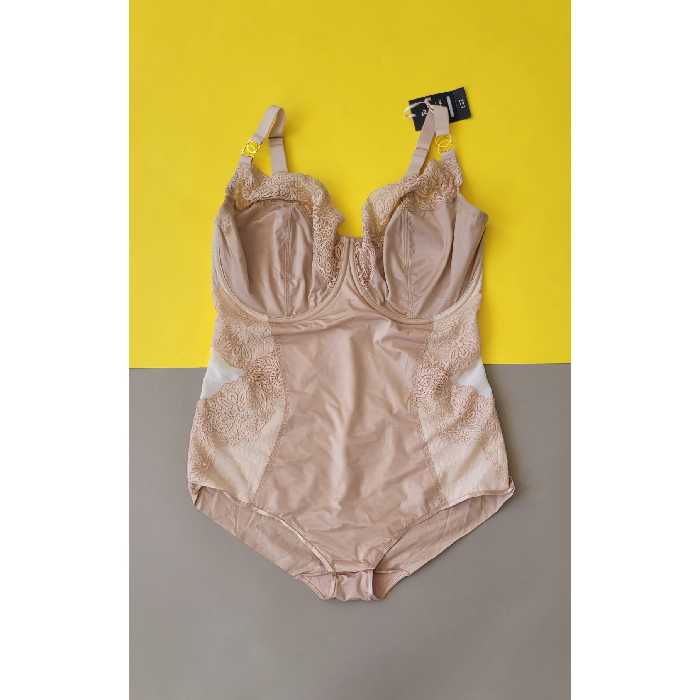 بادی کاپدار از برند تی یو TU انگلیس سایز 38GG کرم رنگ کیفیت بی نظیر 