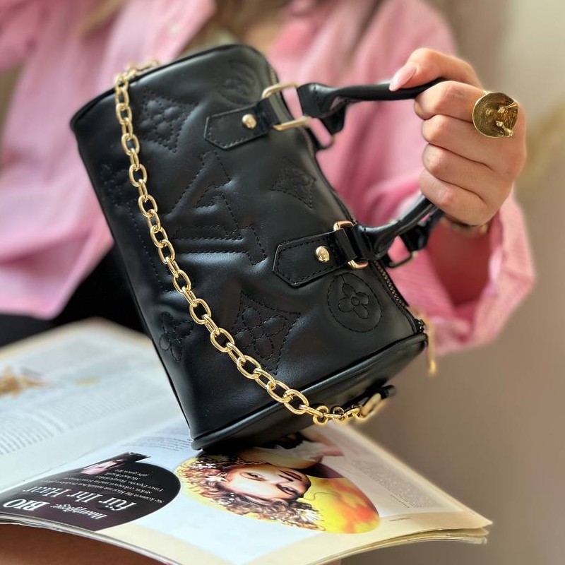 کیف صندوقی طرح Lv