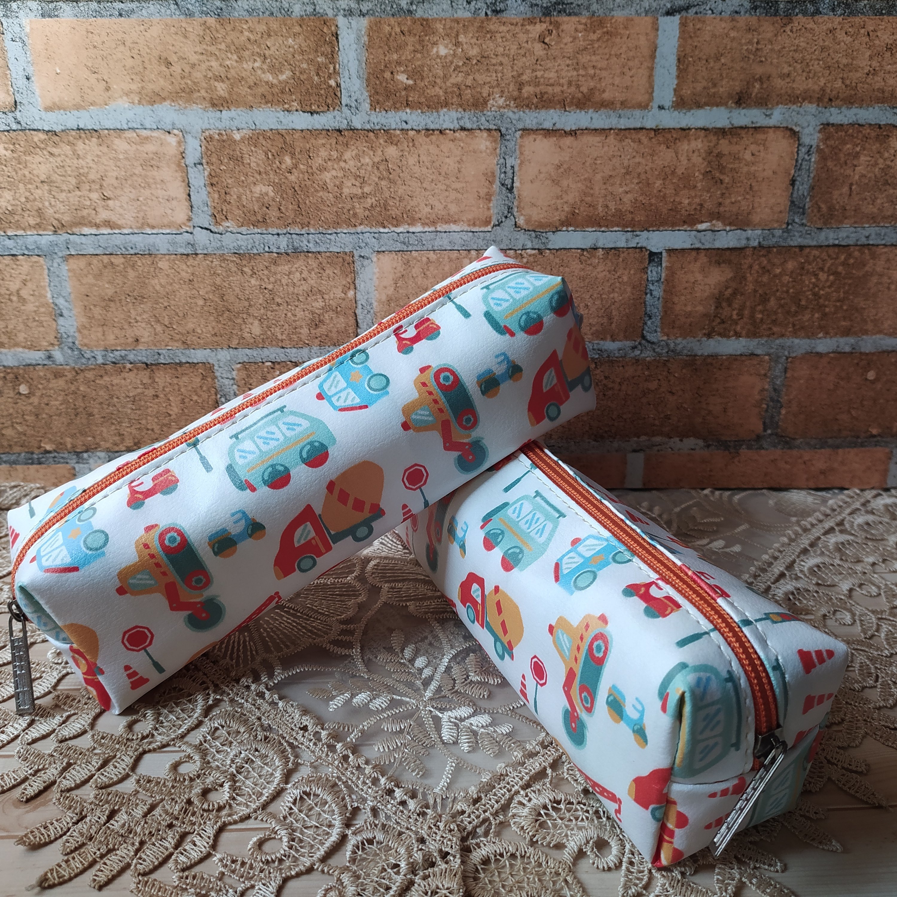 جامدادی  فانتزی تک زیپ  طرح    ماشین های رنگی جامدادی با تنوع بالای50طرح مناسب هدیه تک و عمده