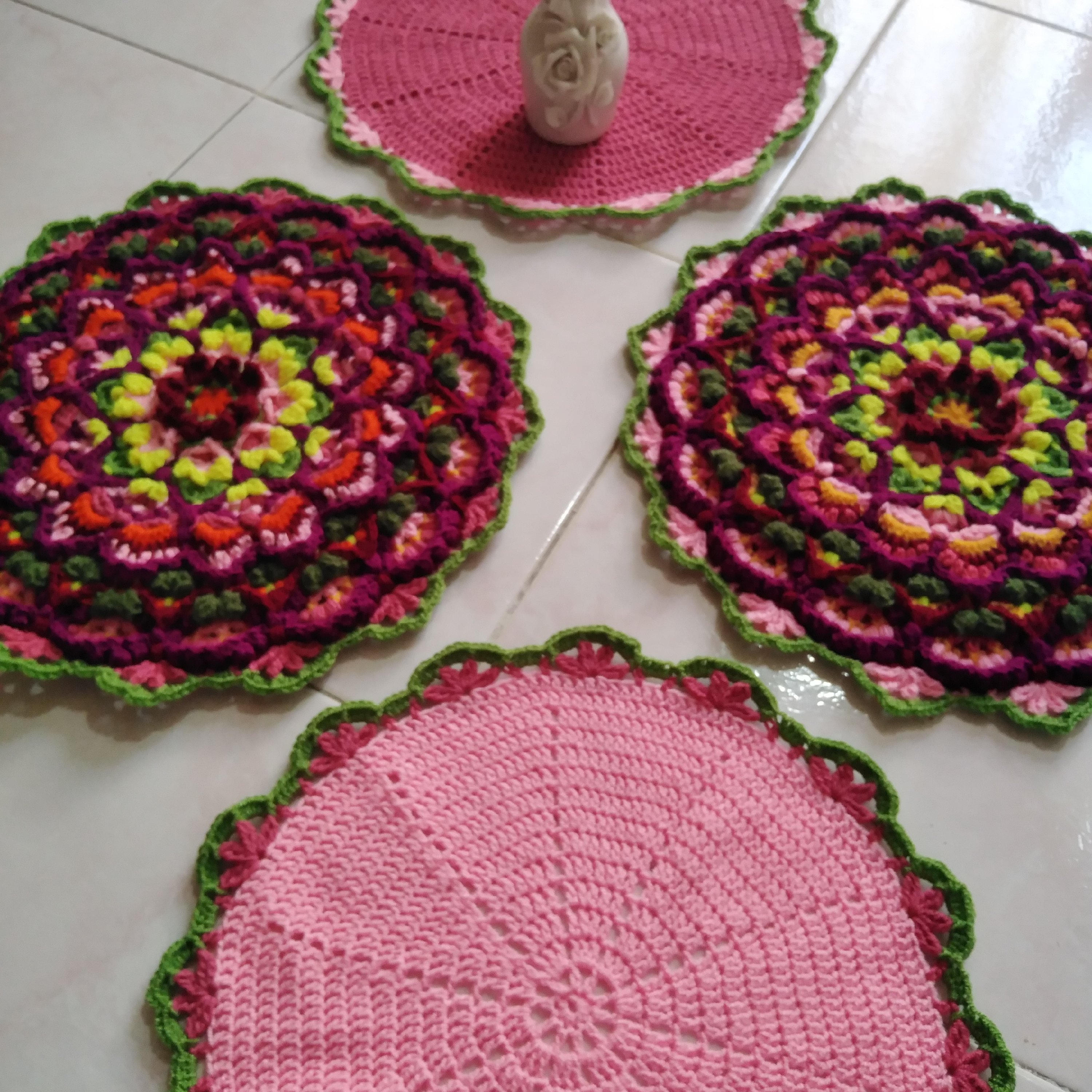 کوسن گلهای وحشی