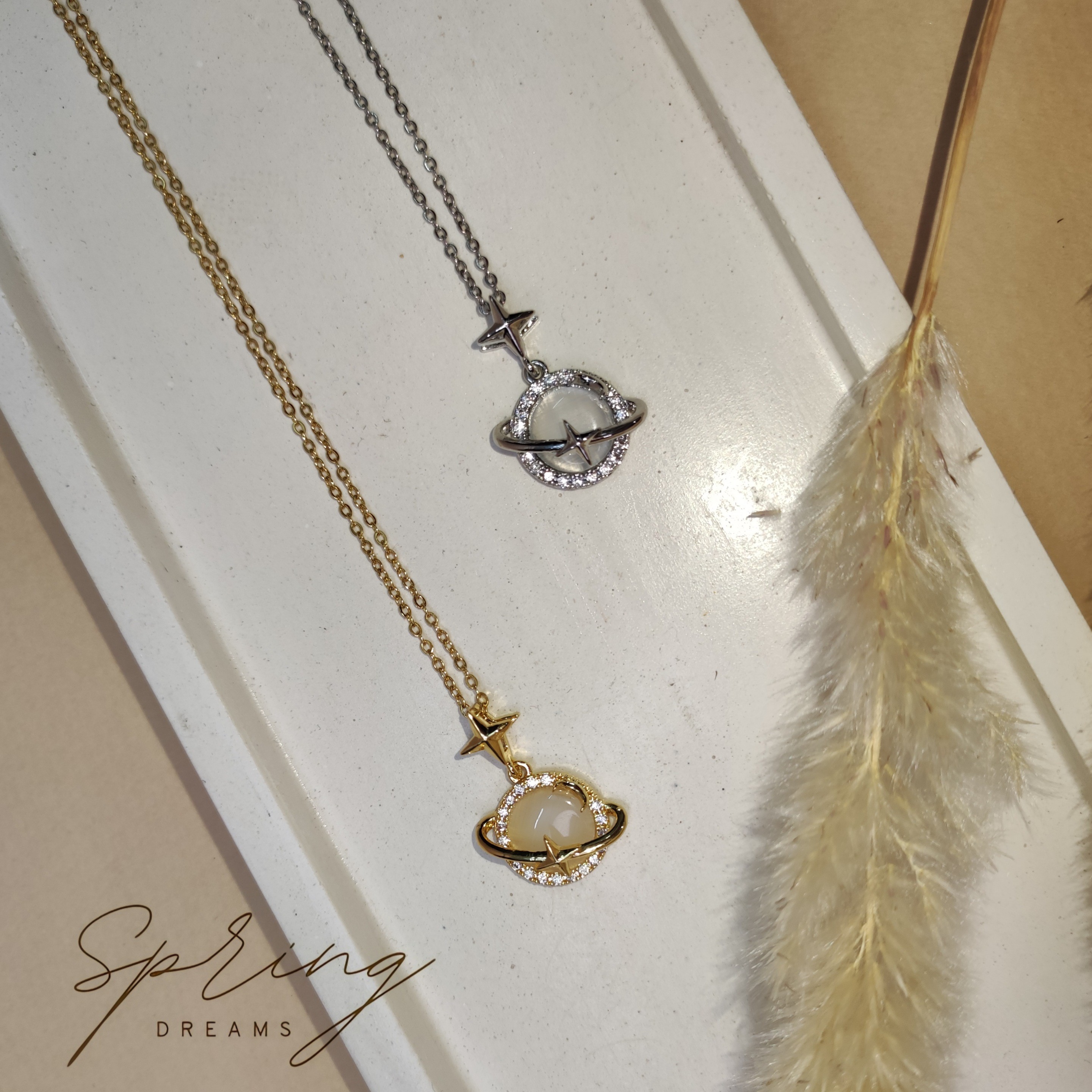 گردنبند زحل در دورنگ طلایی و نقره ای استیل رنگ ثابت 