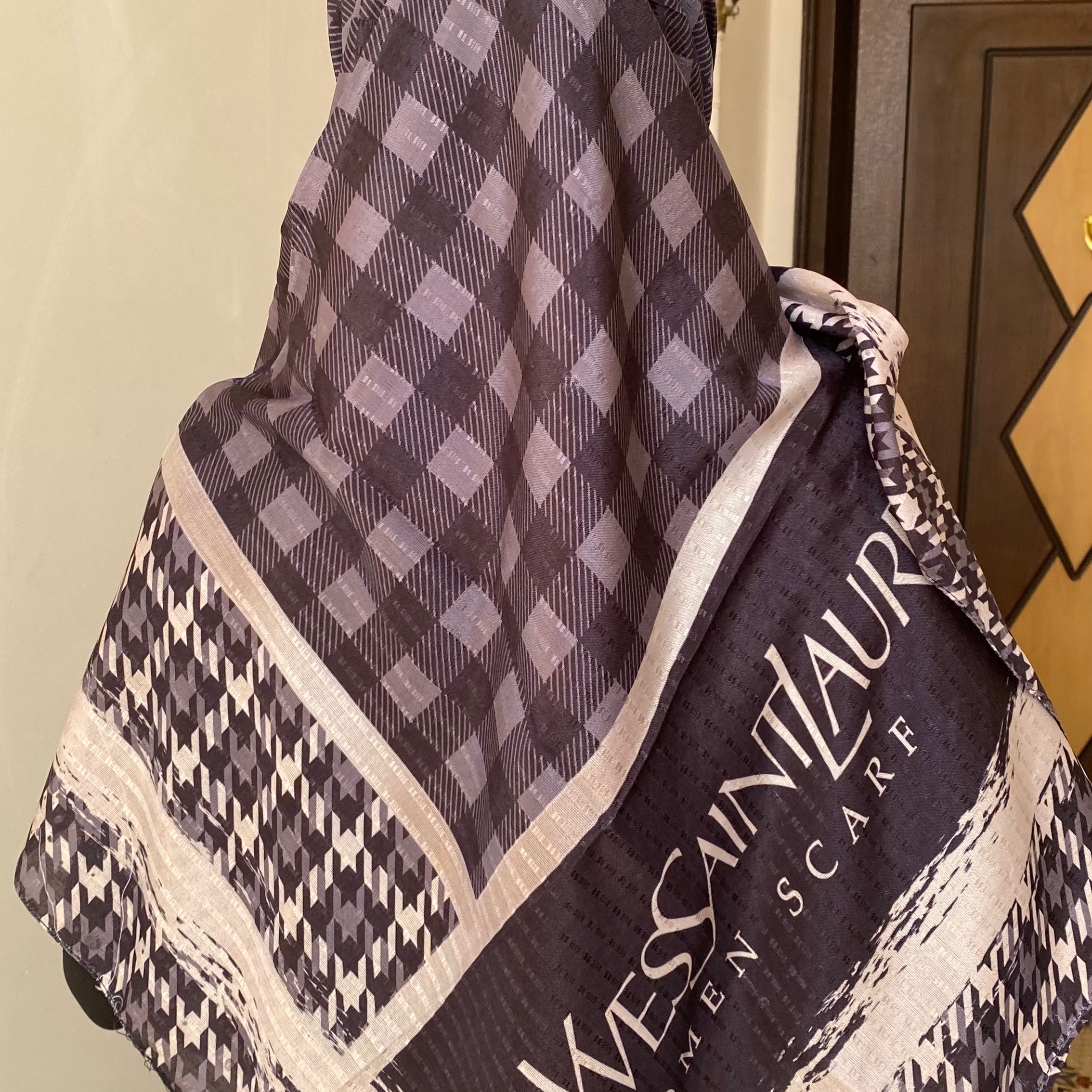 روسری نخی طرح شطرنجی قواره 115