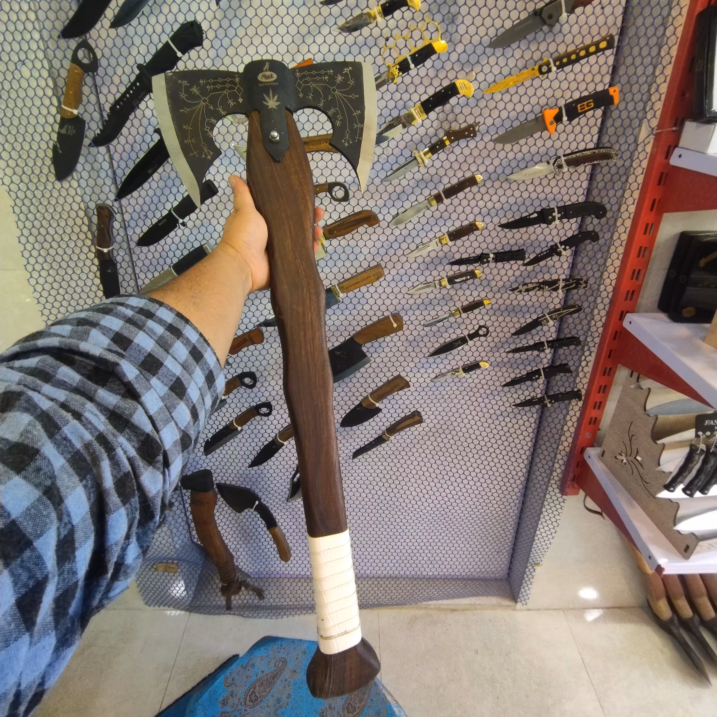 تبر  دو طرفه بزرگ