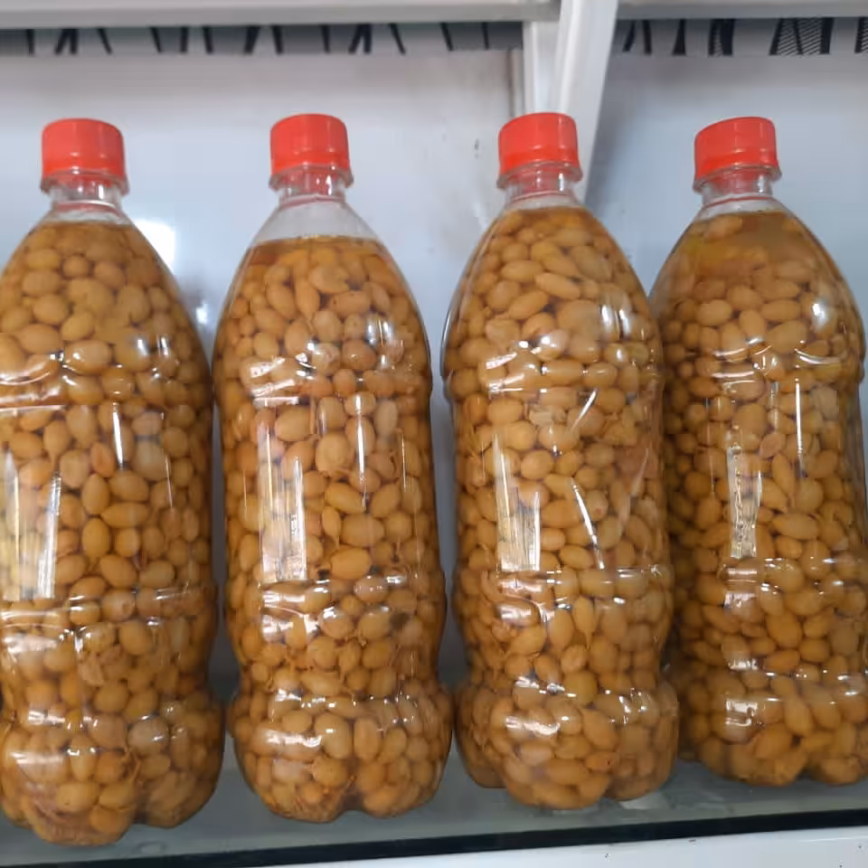 ترشی غوره محلی