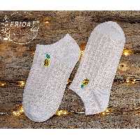 جوراب مچی چارخونه گلدوزی دار باطرح میوه سایز36 تا41