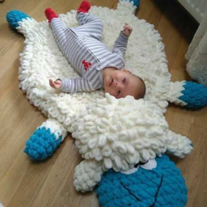 فرشینه و پادری اتاق کودک دست بافت