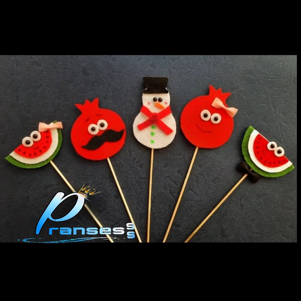 گیفت یلدایی مدل انار و هندوانه و آدم برفی (هدیه شب چله)