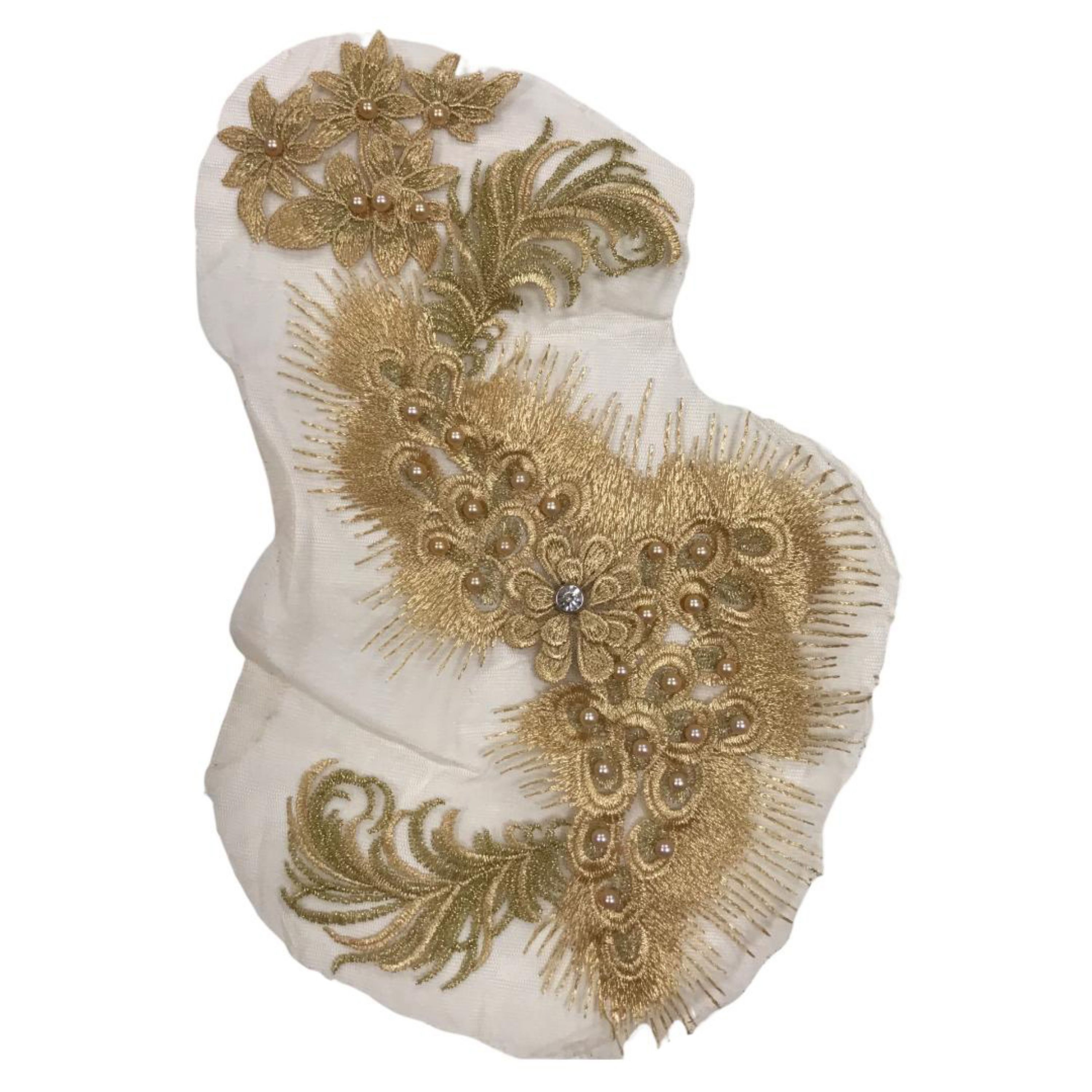 تکه دوزی مدل گل نگین دار طلایی