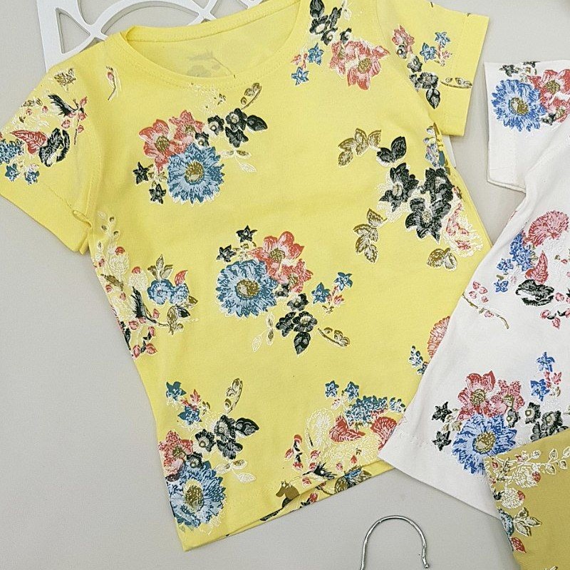بلوز شلوارک گلدار لی کد 2251 سایز 40 و 45 مناسب 18 ماه تا 5 سال