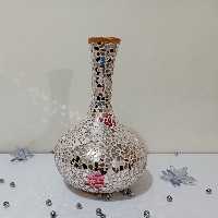 کوزه سفالی کارشده با اینه 