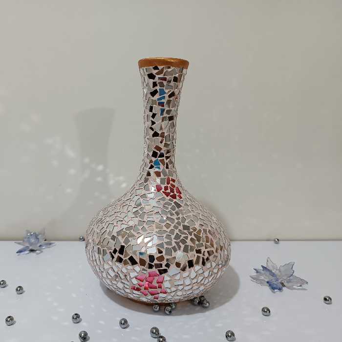 کوزه سفالی کارشده با اینه 