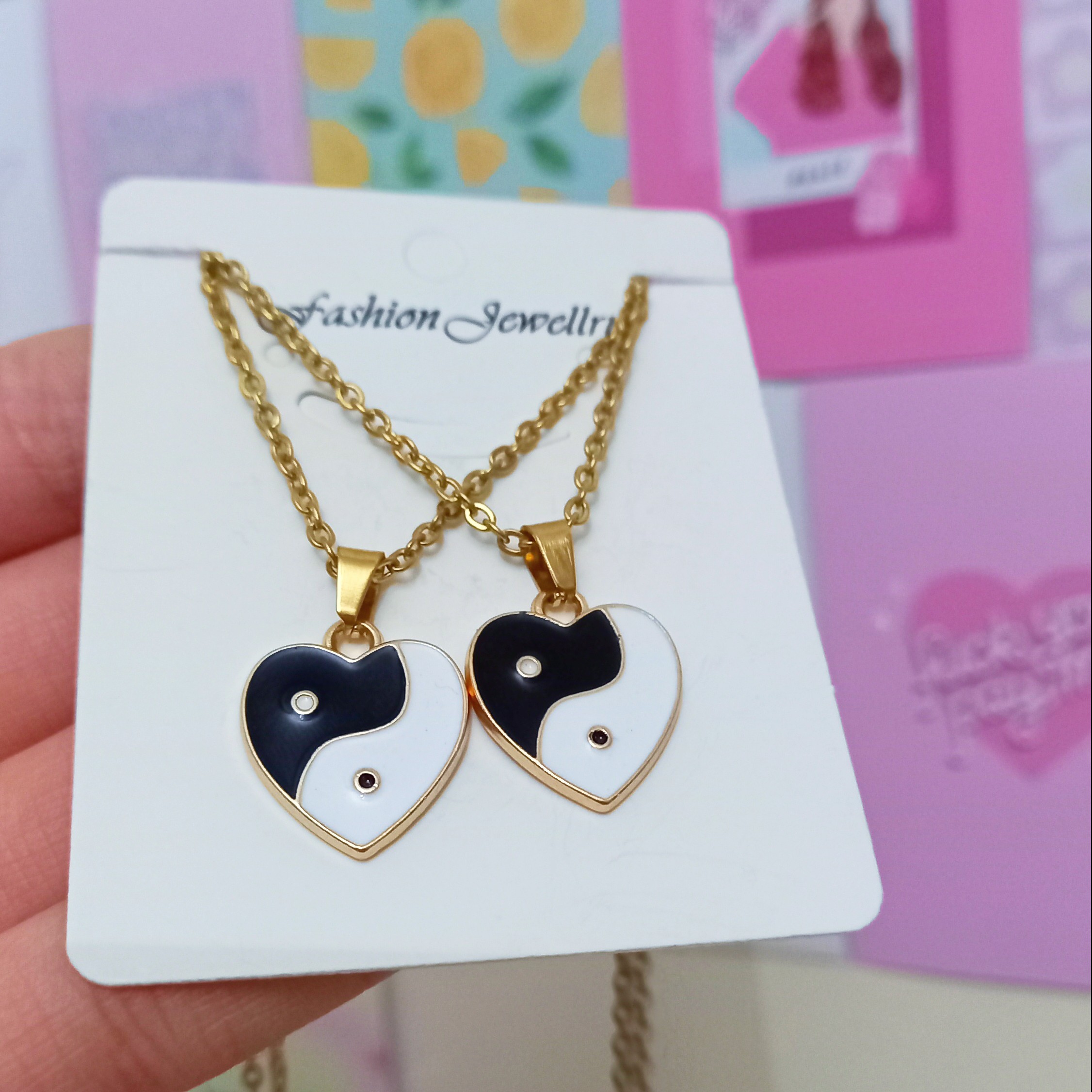 گردنبند سفید و مشکی ست قلب ست دخترونه و کاپلی و ست دوستی