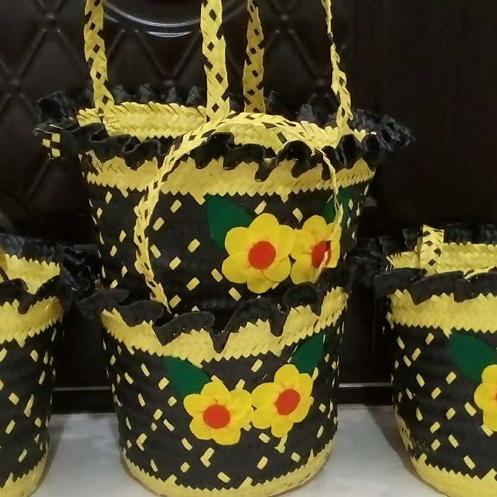 زنبیل وسفره