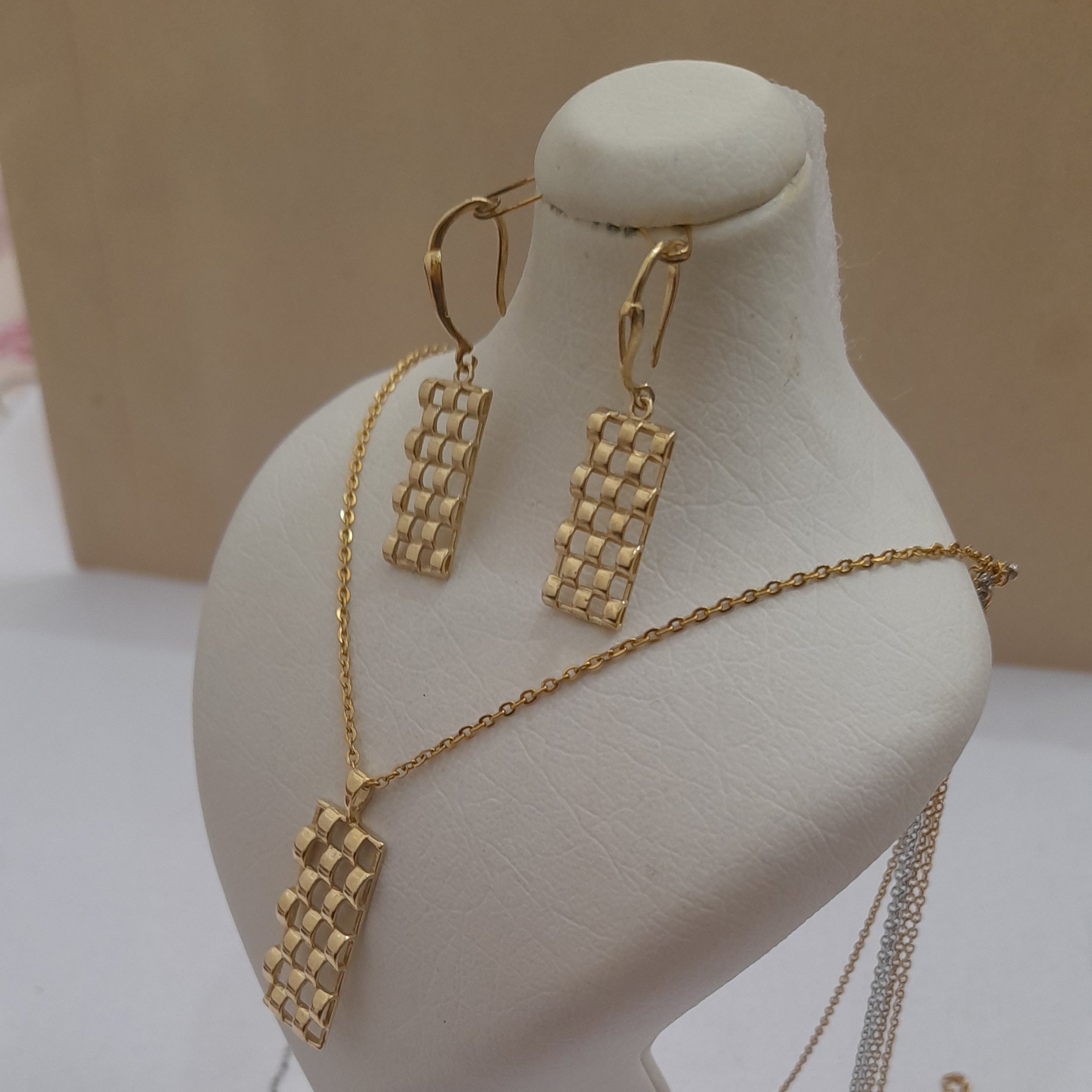 نیم ست برنج رنگ ثابت