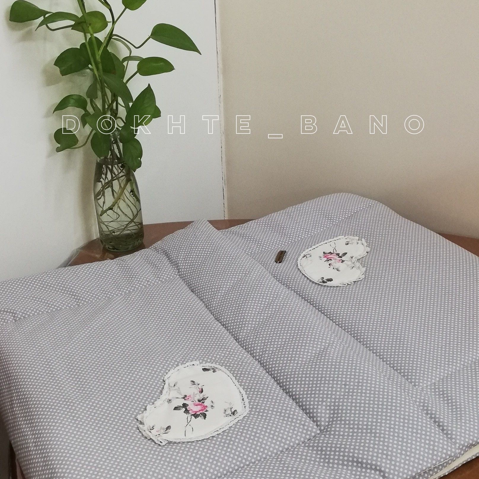 نمگیر بزرگ پنج لایه سایز 50 در 140 تیکه دوزی شده مطلسه دوزی شده با پارچه کتان نخ ترک و داخل کار پشم شیشه فیلتری 1 سانتی