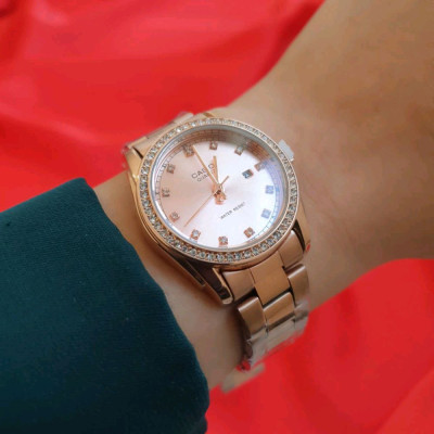 ساعت مچی زنانه کاسیو بند استیل casio