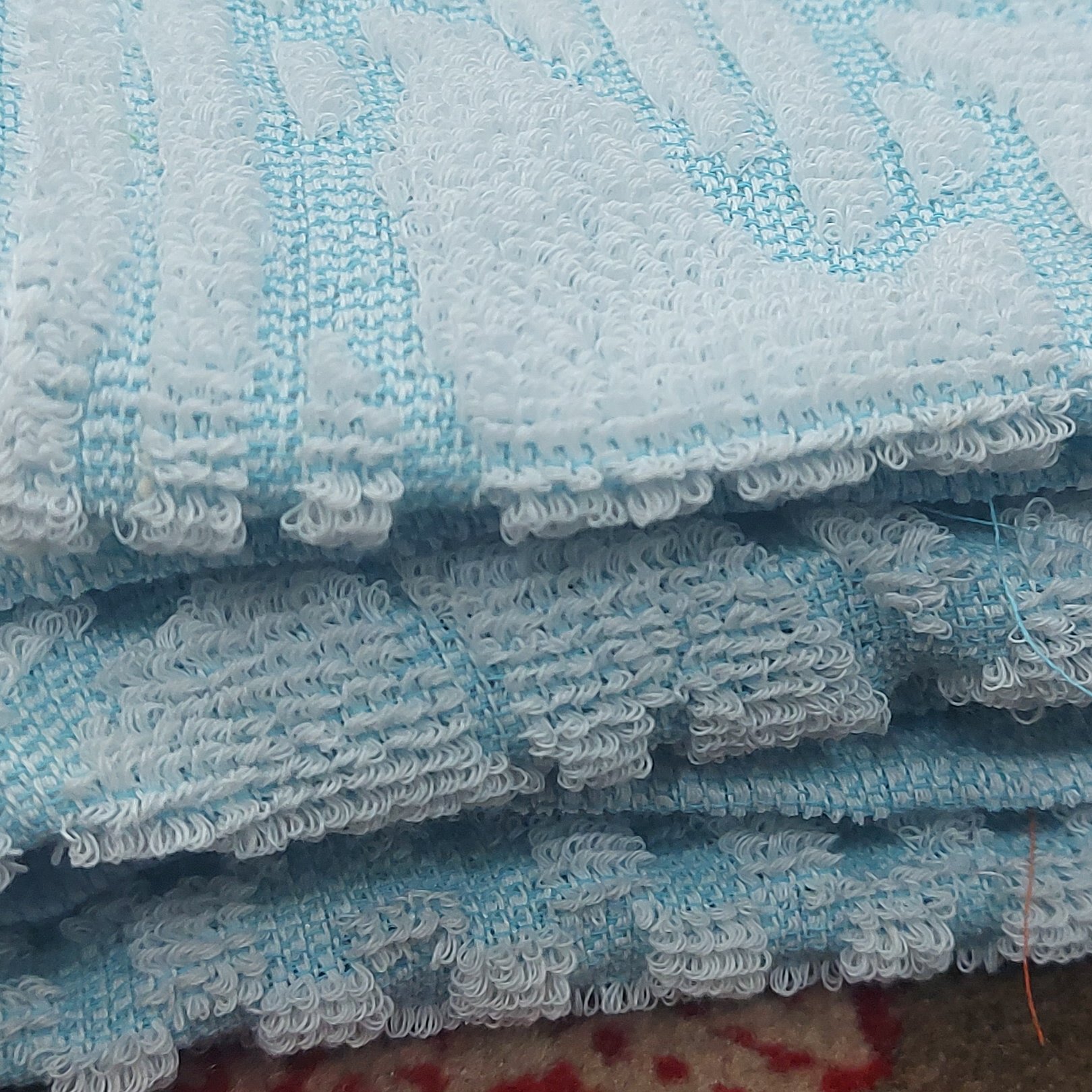 حوله هتلی حوله استخری حوله مسافرتی نخی طرح برق لامع آبی رنگ حوله آبگیر سبک حوله تراکم متوسط