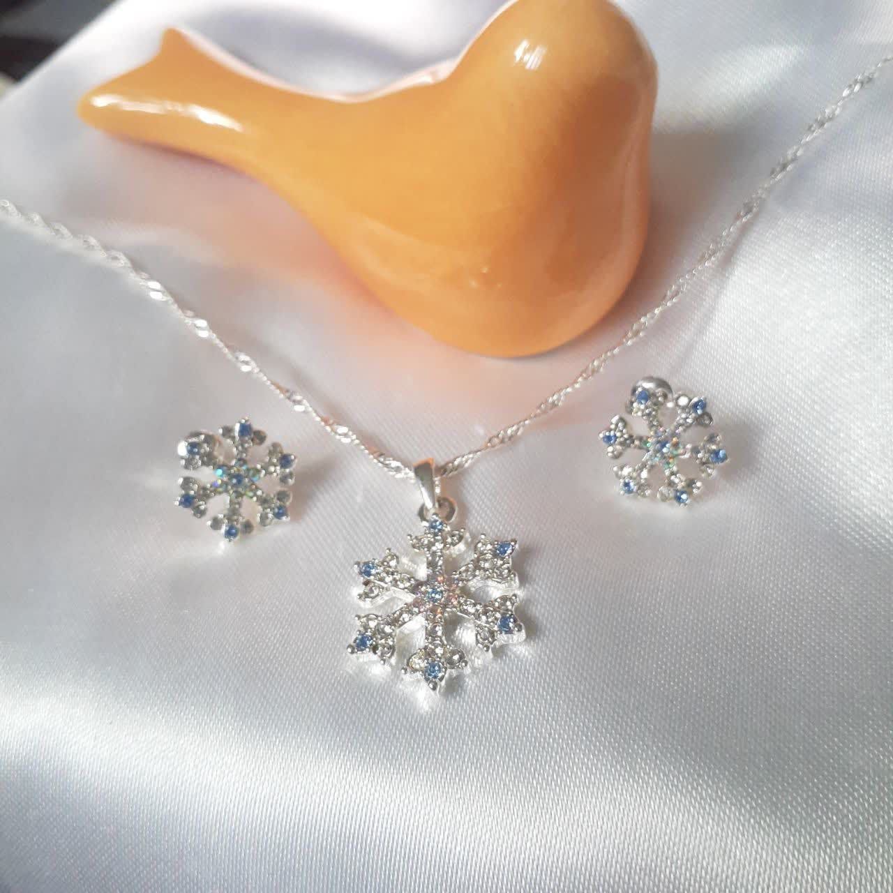 نیم ست طرح برف رنگ نقره ایتالیایی 