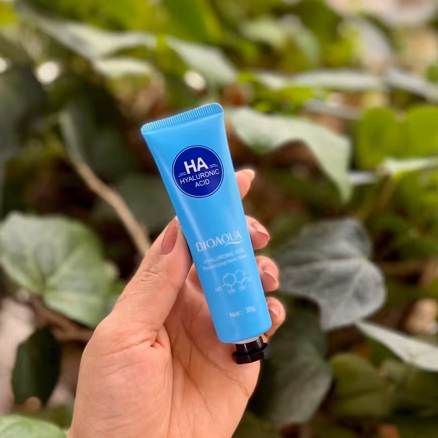 کرم آبرسان  bioaqua  hyaluronic acid