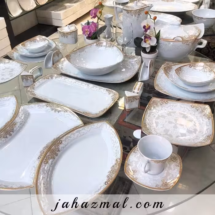 سرویس چینی پردیس طرح دلوین طلایی 105 پارچه کد 479b