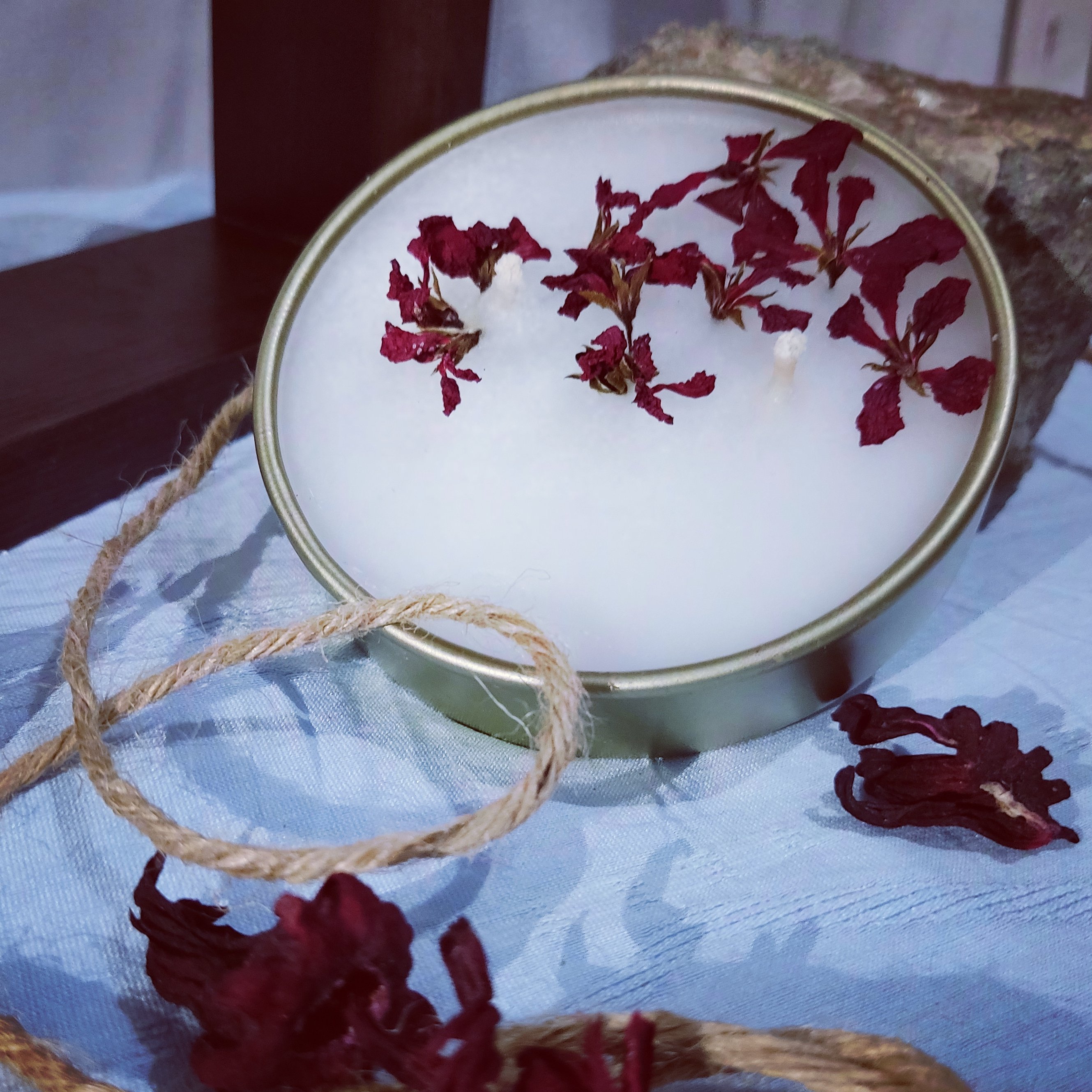 شمع قوطی فلزی