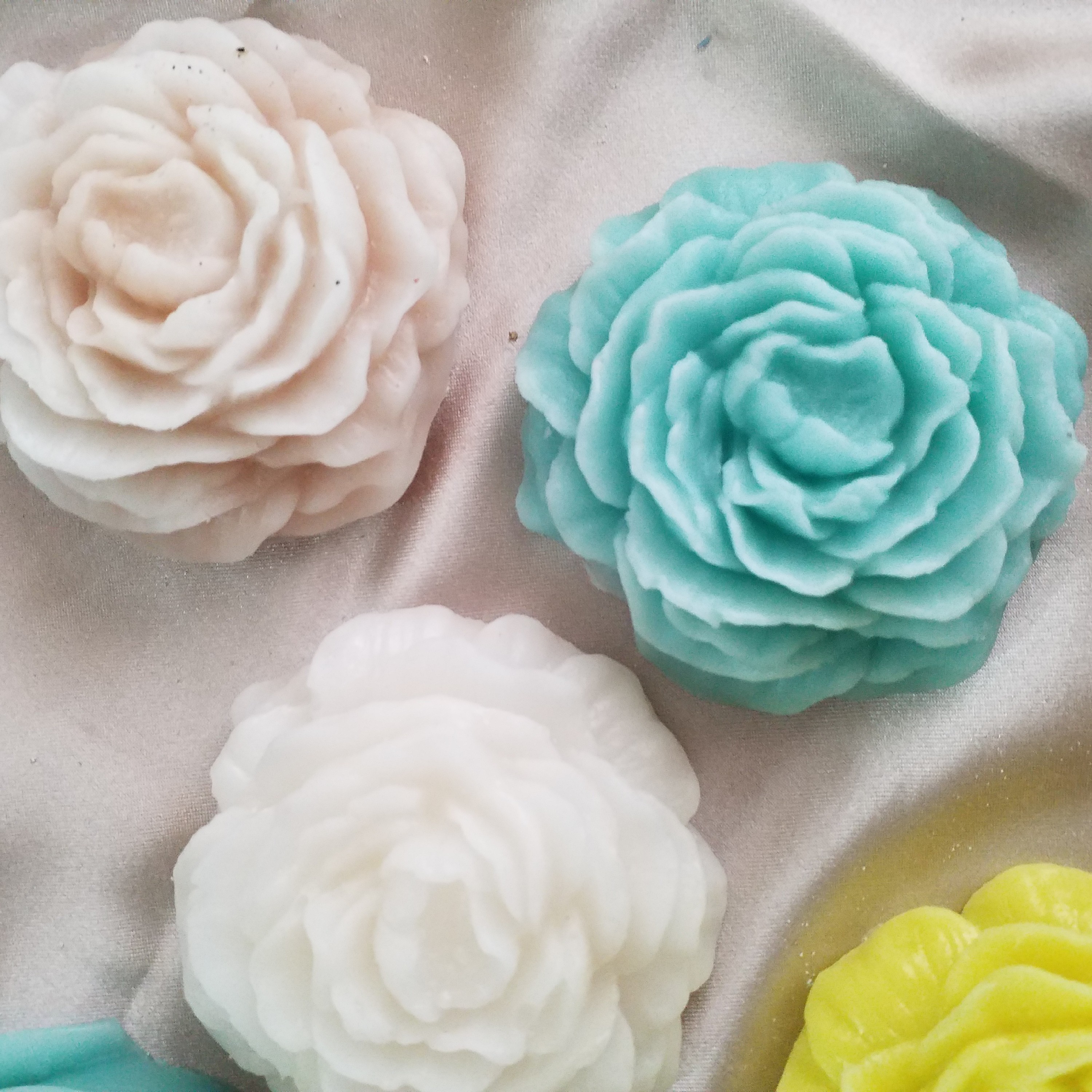 شمع گل آلاله