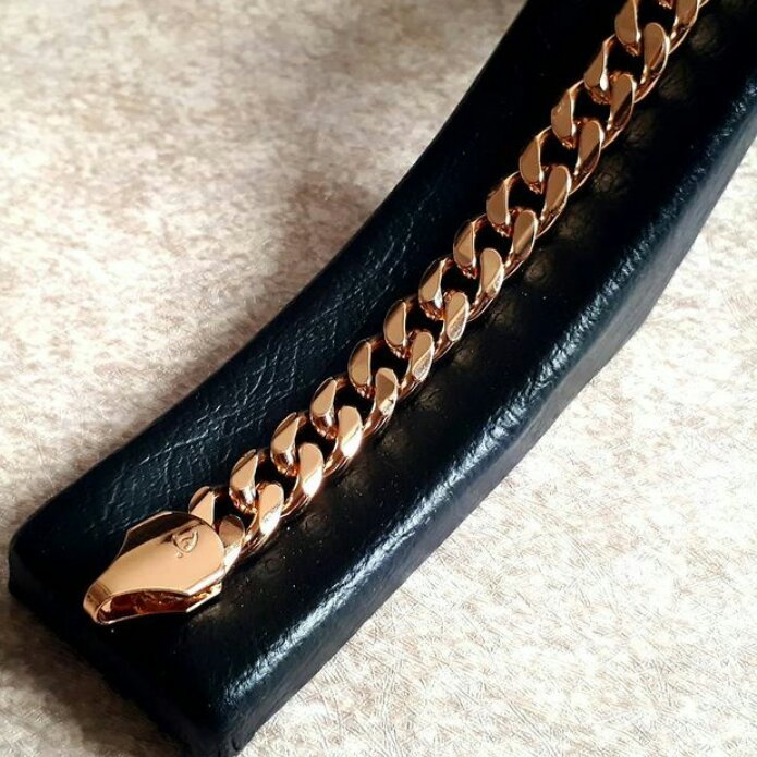 دستبند طرح کارتیر از برند ژوپینگ