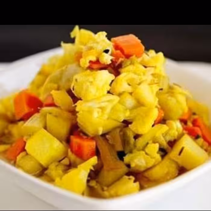 ترشی مخلوط خانگی نیم کیلویی