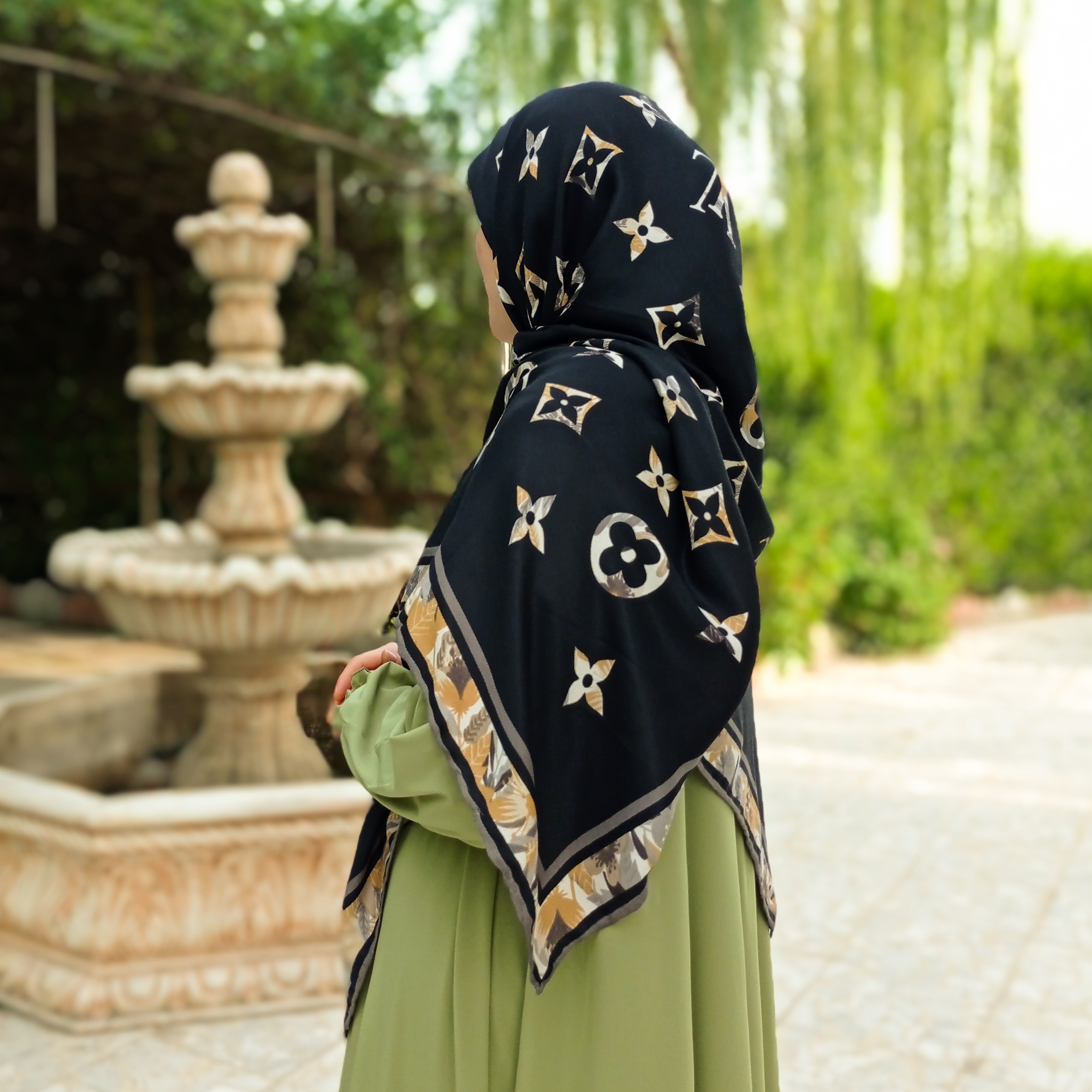 روسری پاییزه جناغی