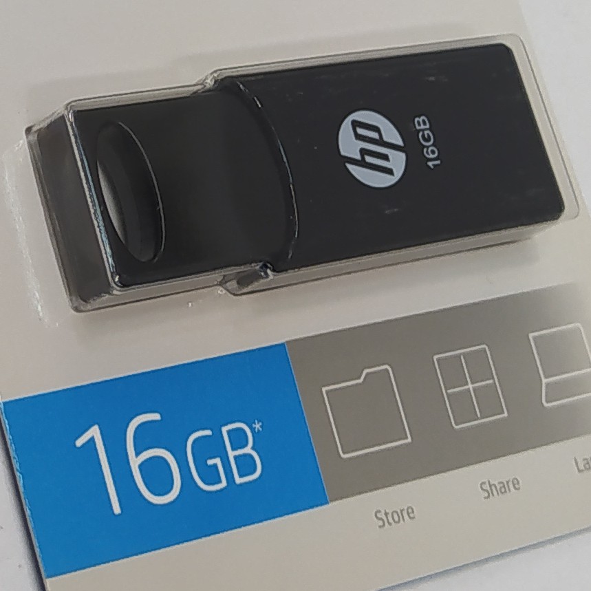 فلش hp ظرفیت 16 GB سرعت USB 2.0 دارای گارانتی 